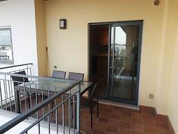 B26 - Palmeiras Top-Floor Apartment