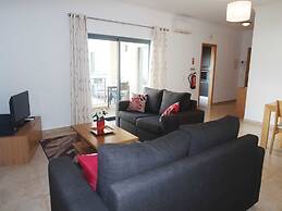 B26 - Palmeiras Top-Floor Apartment