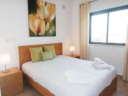 B26 - Palmeiras Top-Floor Apartment