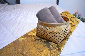 Dawnthaya Ayutthaya House