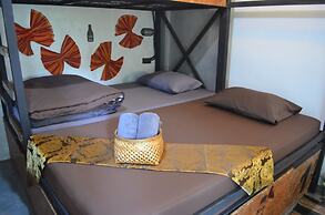 Dawnthaya Ayutthaya House