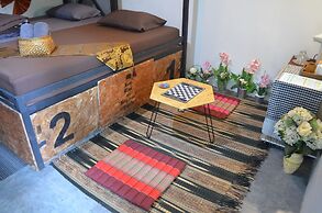 Dawnthaya Ayutthaya House