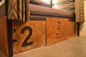 Dawnthaya Ayutthaya House