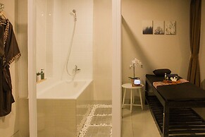 Antero Hotel Jababeka Cikarang