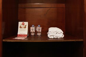 OYO 146 Menteng Residence Near Kementerian Perencanaan Pembangunan Nas
