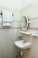 OYO 146 Menteng Residence Near Kementerian Perencanaan Pembangunan Nas