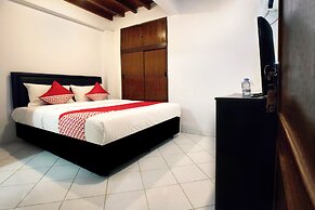 OYO 146 Menteng Residence Near Kementerian Perencanaan Pembangunan Nas