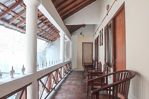 OYO 146 Menteng Residence Near Kementerian Perencanaan Pembangunan Nas