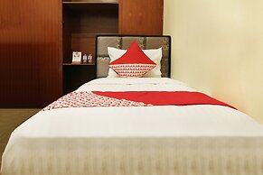 OYO 146 Menteng Residence Near Kementerian Perencanaan Pembangunan Nas