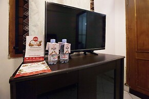 OYO 146 Menteng Residence Near Kementerian Perencanaan Pembangunan Nas