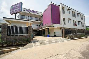 Super OYO 270 Madinah Residence Syariah