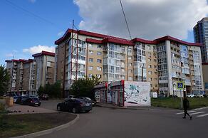 Apartment on Aviatorov 25