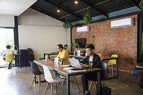 The CAPSULE by UnionSPACE - Adults Only