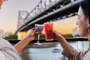 Crystalbrook Vincent