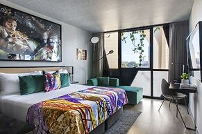 Crystalbrook Vincent