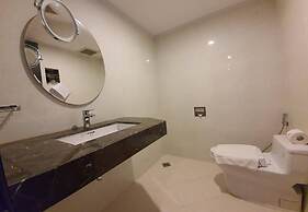 Aaron Vientiane Hotel