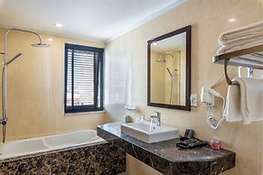 Aaron Vientiane Hotel
