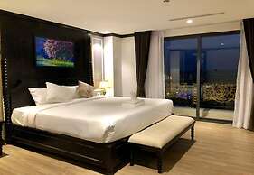 Aaron Vientiane Hotel