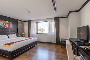 Aaron Vientiane Hotel