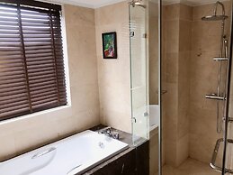 Aaron Vientiane Hotel