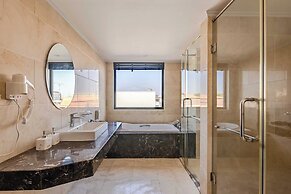 Aaron Vientiane Hotel
