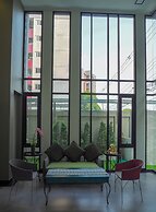 Casa Luxe Hotel and Resident