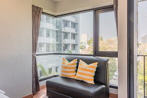 Casa Luxe Hotel and Resident