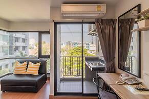 Casa Luxe Hotel and Resident