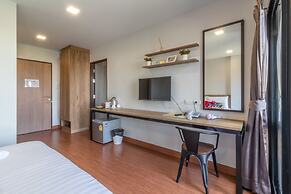 Casa Luxe Hotel and Resident