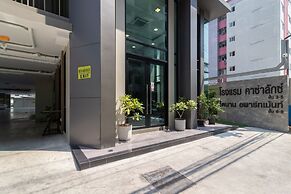 Casa Luxe Hotel and Resident