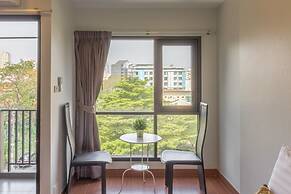 Casa Luxe Hotel and Resident