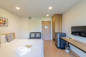 Casa Luxe Hotel and Resident