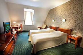 Hotel Akademie a depandance Vila Jarmila