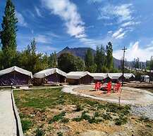 Hotel Nubra Delight and Camps