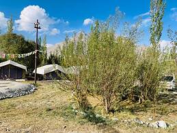 Hotel Nubra Delight and Camps