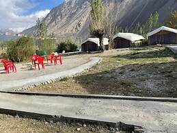 Hotel Nubra Delight and Camps