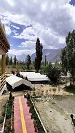 Hotel Nubra Delight and Camps