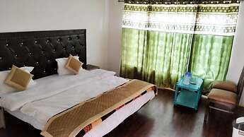 Hotel Nubra Delight and Camps