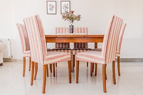 Koulas Apartment