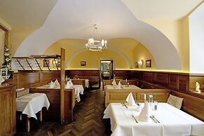 Hotel & Restaurant Knapppenstöckl