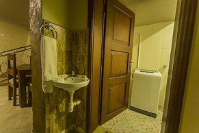 Victoria Breeze Hotel Apartment