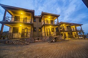 Victoria Breeze Hotel Apartment