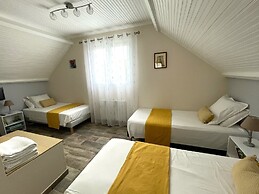 Maison et Table d'Hôtes Au Nom des Dames
