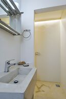 Rooster Guesthouse Rooms