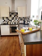 BlueOne Serviced Apartments-Sandon House