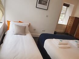 BlueOne Serviced Apartments-Sandon House
