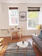 BlueOne Serviced Apartments-Sandon House