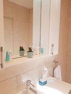 BlueOne Serviced Apartments-Sandon House
