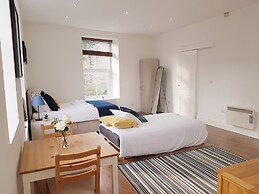 BlueOne Serviced Apartments-Sandon House