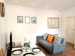 BlueOne Serviced Apartments-Sandon House